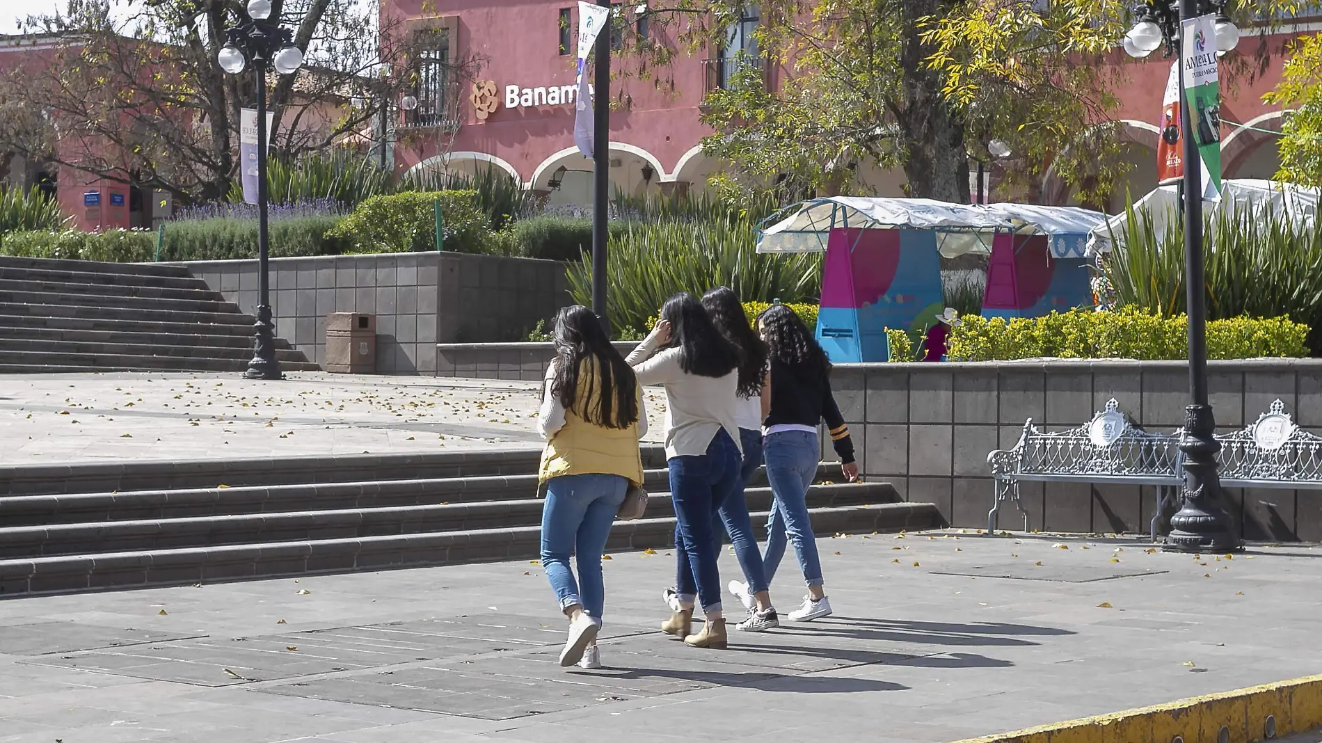 Ayudarán a culminar la educación media superior a los jóvenes.  Foto César Ortiz.